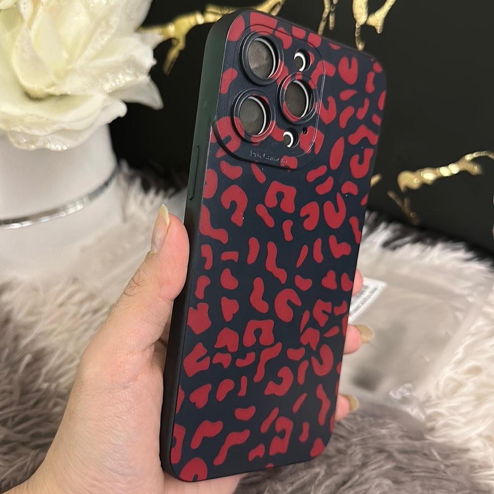 Red Leopard iPhone 14 Pro Max Case | Black, New
